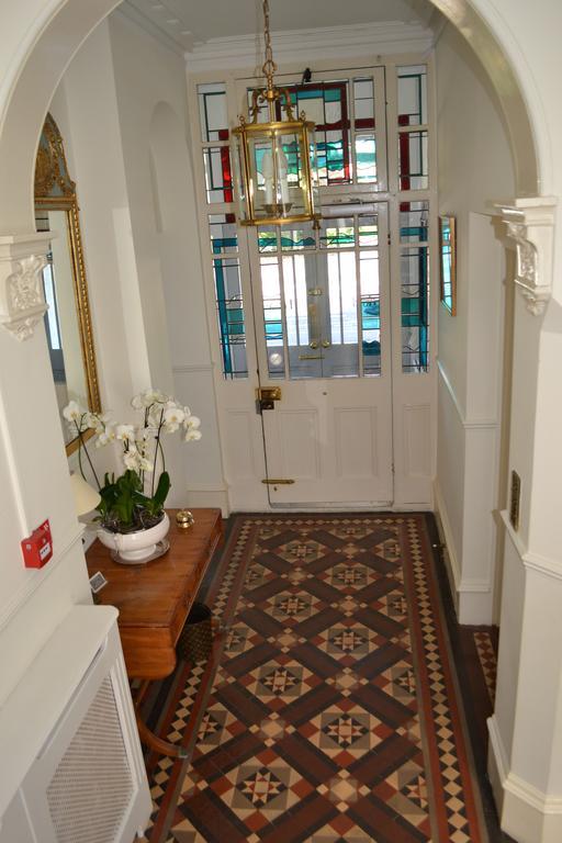 Cranleigh Hotel Reigate Εξωτερικό φωτογραφία