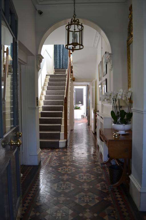 Cranleigh Hotel Reigate Εξωτερικό φωτογραφία