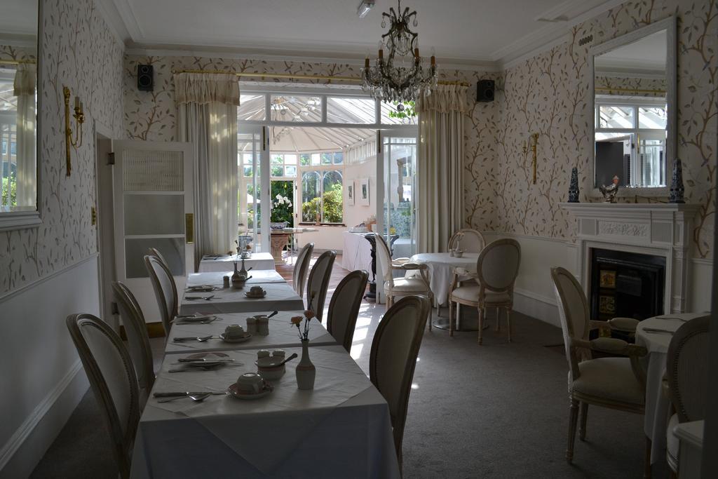 Cranleigh Hotel Reigate Εξωτερικό φωτογραφία